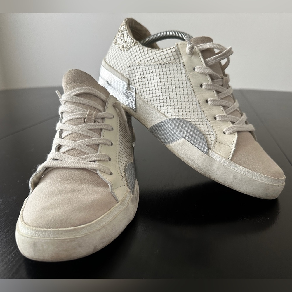 Dolce Vita Sneakers Size 8 White Leather with Bling